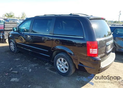 2010 Chrysler Town & Country Touring Plus из США, поврежденный, VIN 2A4RR8DX3AR435471